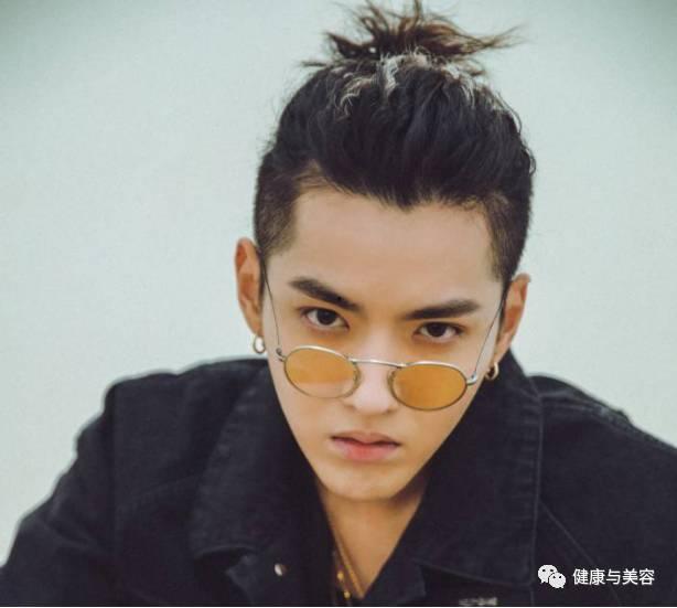 中国长头发的男明星,盘点中国长头发男明星风采